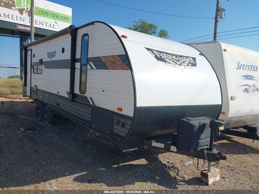 2021 FORE WILDWOOD  (VIN: 4X4TWDZ22M7369666)