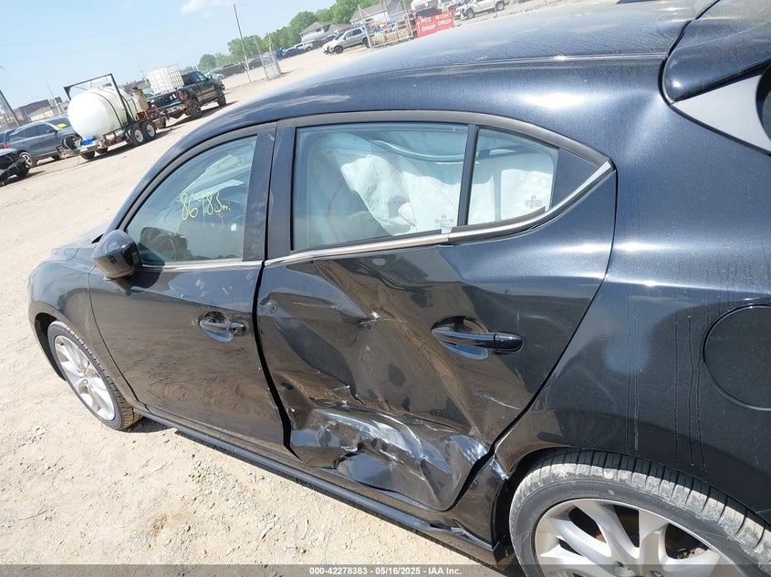 2015 MAZDA MAZDA3 S GRAND TOURING - JM1BM1M39F1270189