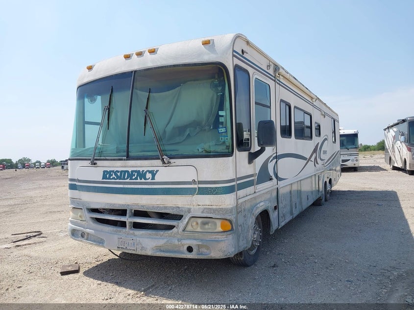 3FCNF53SXXJA02507 1999 FORD  photo no. 2