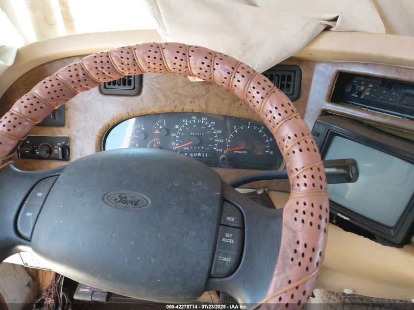 1999 Ford F550 Super Duty Stripped Chass VIN: 3FCNF53SXXJA02507 Lot: 42278714