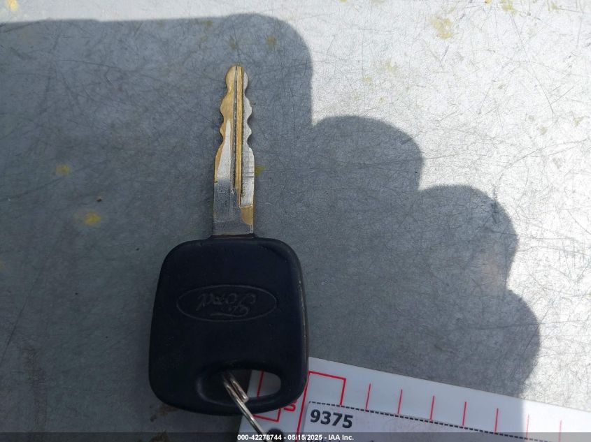 2004 Ford F-150 Heritage Xl/Xlt VIN: 2FTRX17W84CA13161 Lot: 42278744