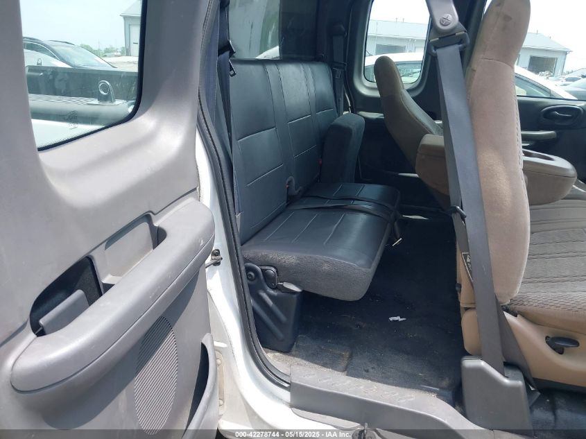 2004 Ford F-150 Heritage Xl/Xlt VIN: 2FTRX17W84CA13161 Lot: 42278744