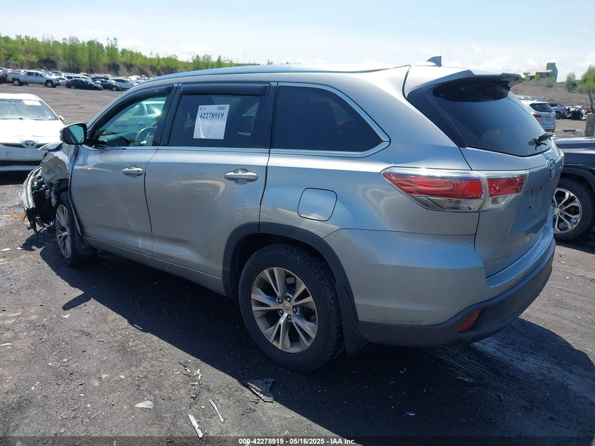 2015 TOYOTA HIGHLANDER auction photo 3