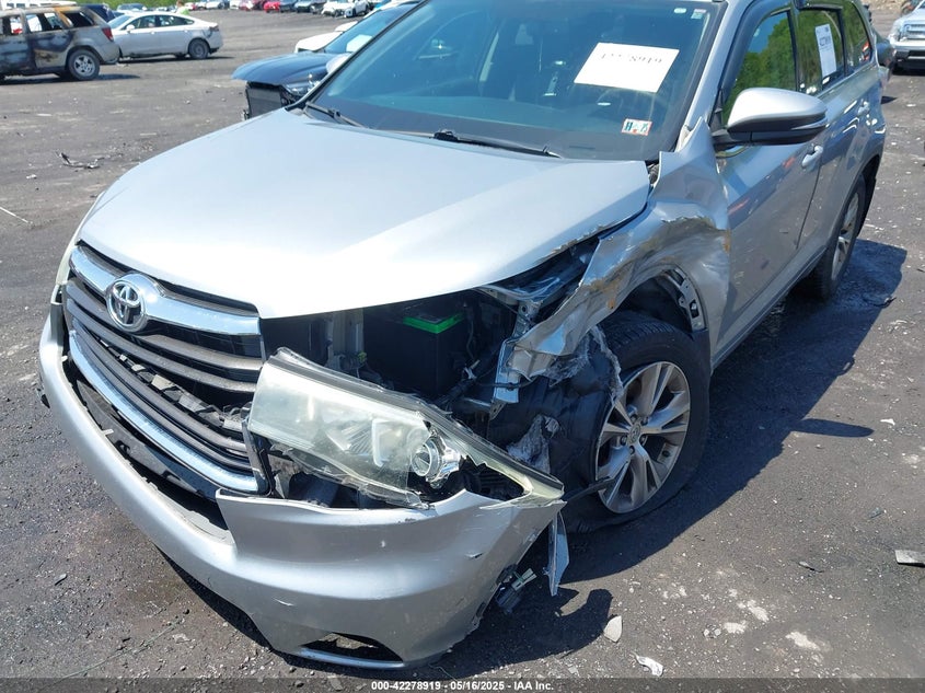 2015 TOYOTA HIGHLANDER auction photo 6