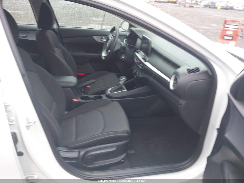 2024 KIA FORTE LX/LXS - 3KPF24AD3RE771831