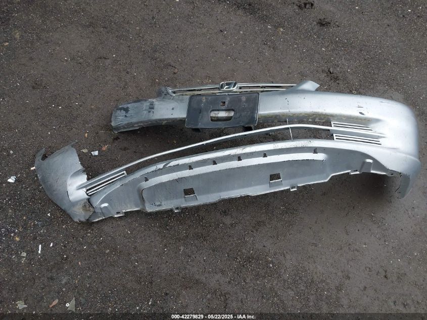 2002 Honda Accord 3.0 Ex VIN: 1HGCG165X2A052011 Lot: 42279829