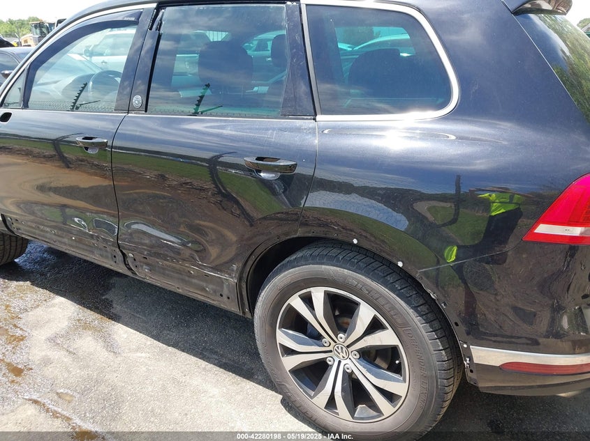 2017 VOLKSWAGEN TOUAREG V6 WOLFSBURG EDITION - WVGRF7BP9HD001737