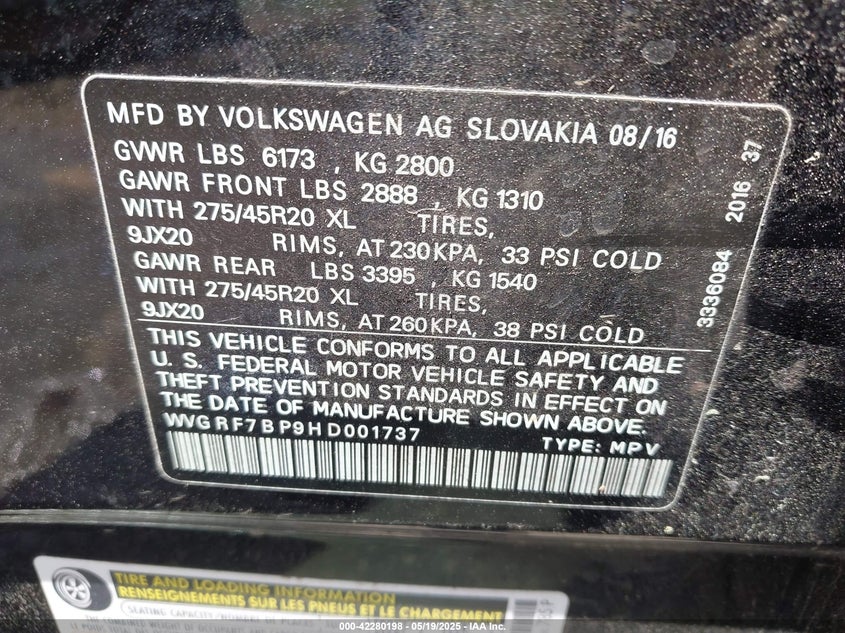 2017 VOLKSWAGEN TOUAREG V6 WOLFSBURG EDITION - WVGRF7BP9HD001737