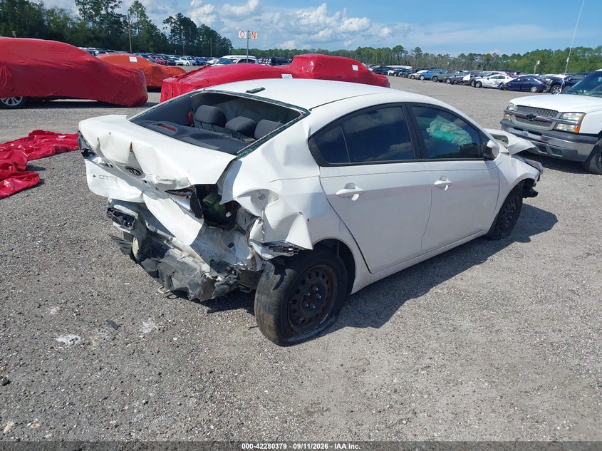 2017 KIA FORTE auction photo 4