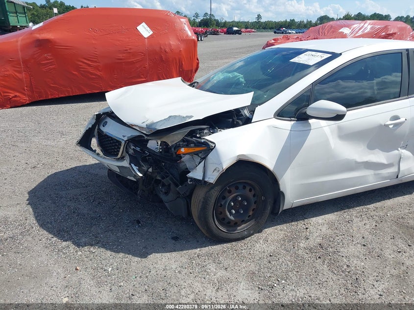 2017 KIA FORTE auction photo 6
