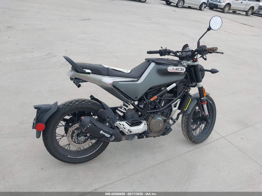 VIN MD2JUJ405LC268161 2020 HUSQVARNA VITPILEN 401/SVARTPILEN 401