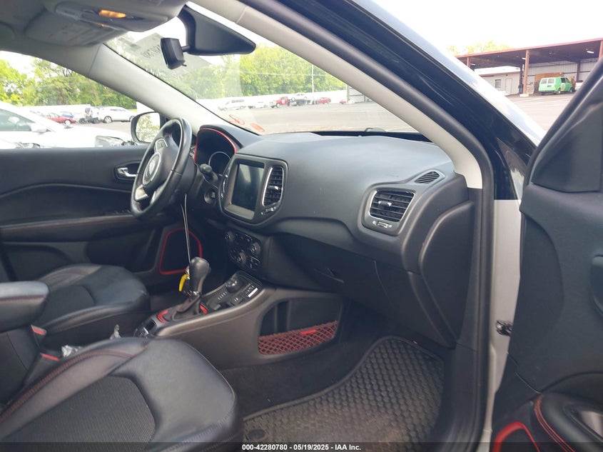 2020 JEEP COMPASS TRAILHAWK 4X4 - 3C4NJDDB8LT112042