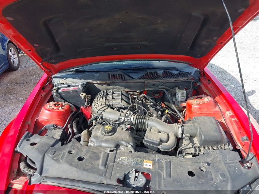 2013 Ford Mustang V6 Premium VIN: 1ZVBP8AM7D5246621 Lot: 42280945