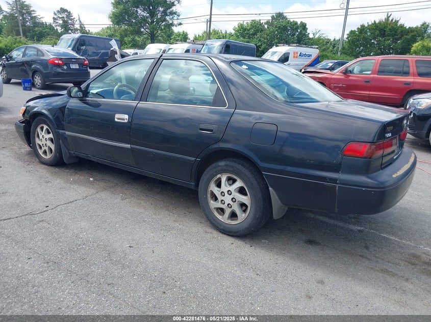 4T1BF28K7XU087659 1999 TOYOTA CAMRY photo no. 3
