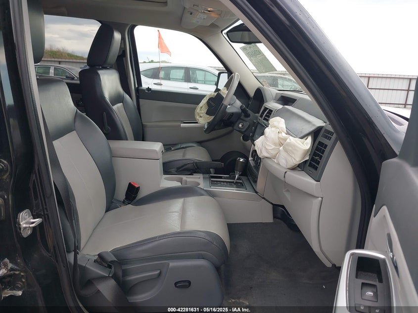 2008 JEEP LIBERTY VIN: 1J8GN58KX8W194623