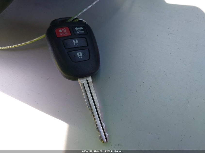 2012 TOYOTA CAMRY VIN: 4T1BF1FK5CU035292