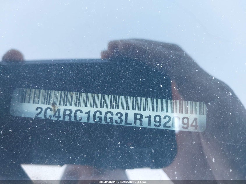 2020 CHRYSLER PACIFICA LIMITED - 2C4RC1GG3LR192094