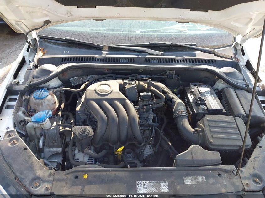 2014 VOLKSWAGEN JETTA VIN: 3VW1K7AJXEM373112