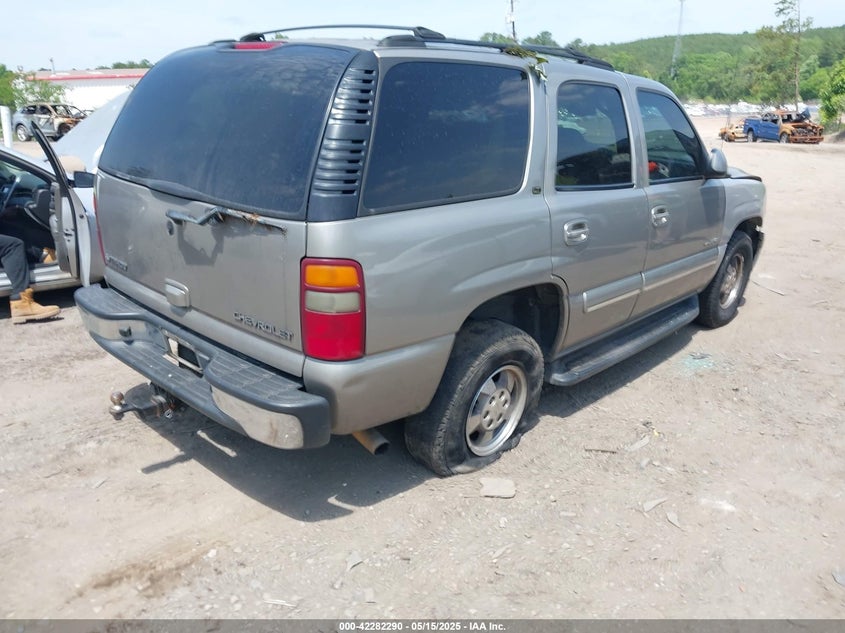 1GNEC13Z42J343184 2002 CHEVROLET TAHOE photo no. 4
