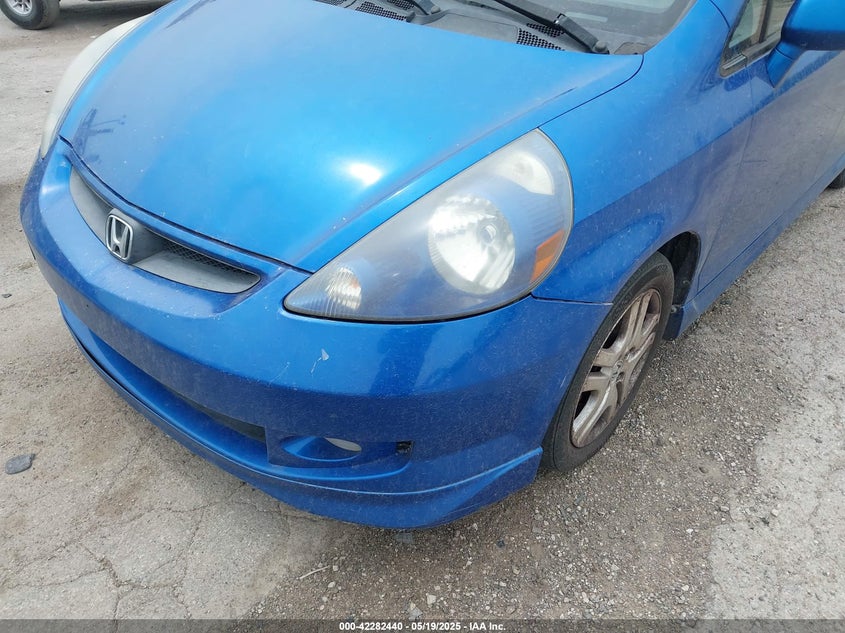 2008 HONDA FIT VIN: JHMGD37698S033706