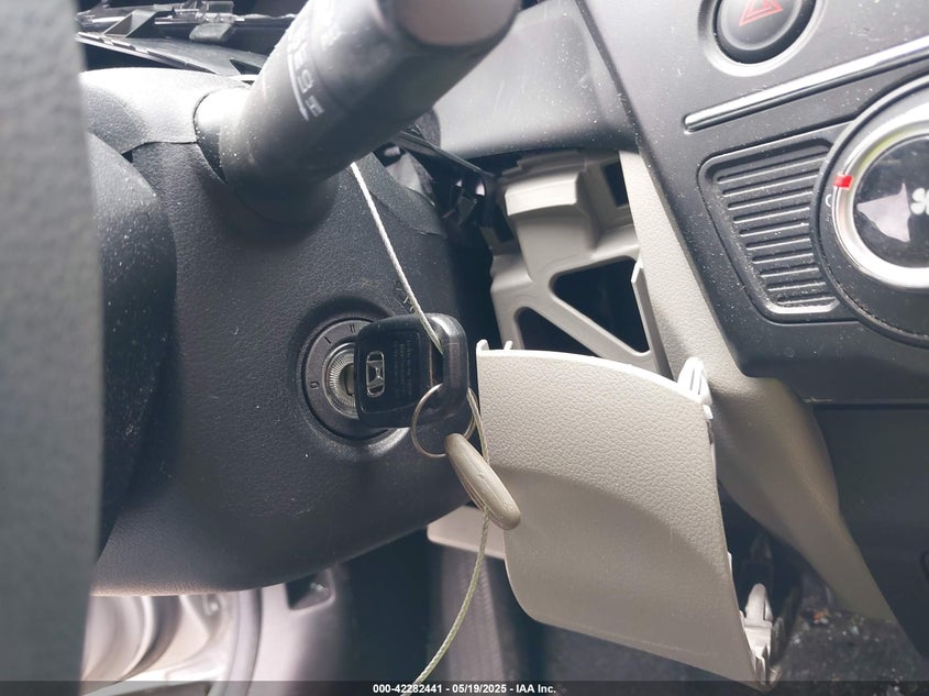 2015 HONDA CIVIC LX - 19XFB2F53FE008466