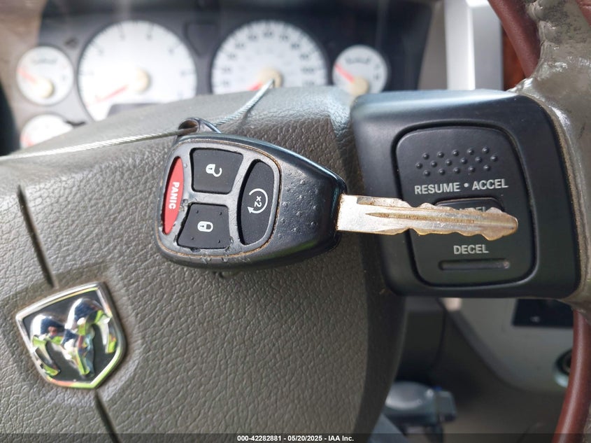 2007 DODGE RAM 1500 VIN: 1D7HU18277S182772