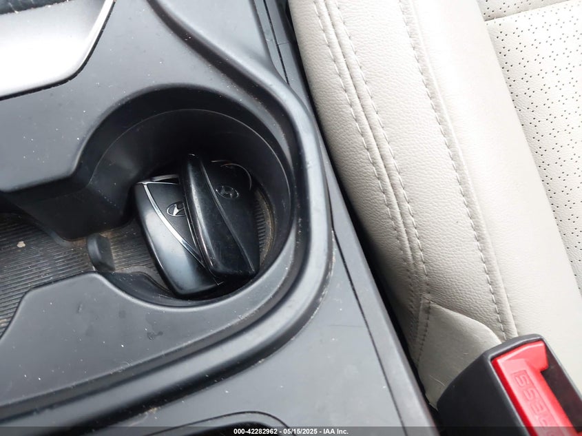 2016 HYUNDAI SANTA FE SPORT 2.0L TURBO - 5XYZU3LA4GG333081