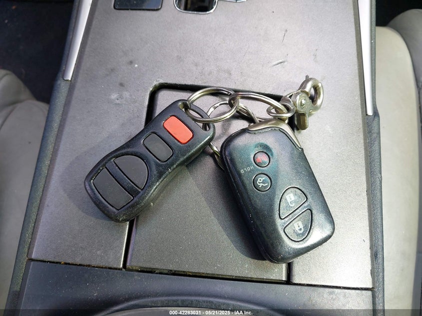 2009 LEXUS IS 250 VIN: JTHBK262772047403