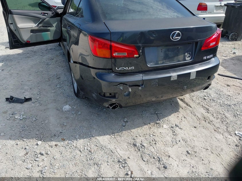2009 LEXUS IS 250 VIN: JTHBK262772047403