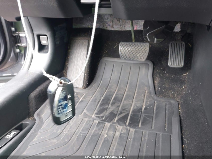 2017 HONDA ACCORD VIN: 1HGCR3F89HA034964