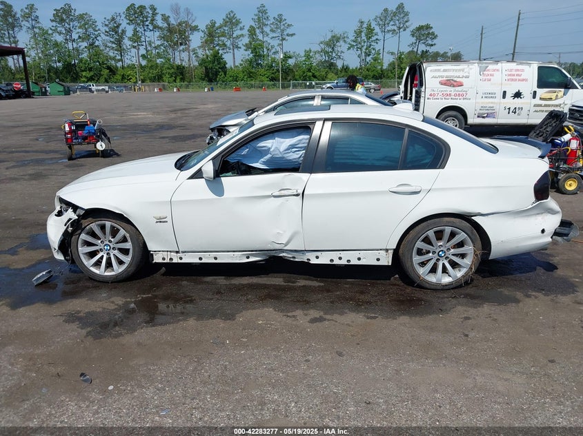 2011 BMW 328 VIN: WBAPK5G59BNN79936