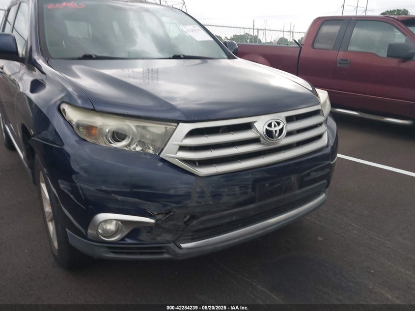 2011 TOYOTA HIGHLANDER VIN: 5TDZK3EH1BS042923