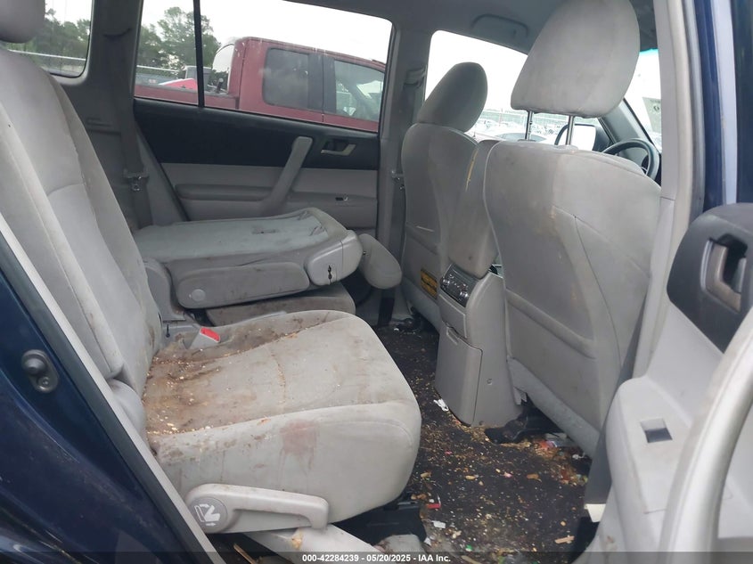 2011 TOYOTA HIGHLANDER VIN: 5TDZK3EH1BS042923