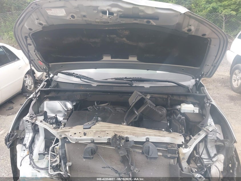 2019 TOYOTA HIGHLANDER XLE - 5TDKZRFH5KS563030