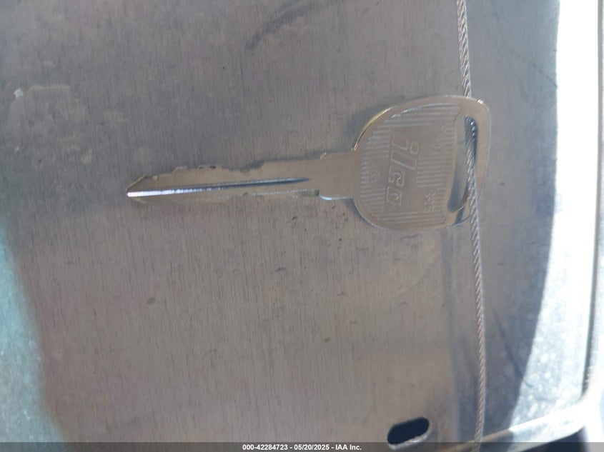 2002 Chevrolet Suburban 1500 Ls VIN: 1GNEC16Z82J196802 Lot: 42284723