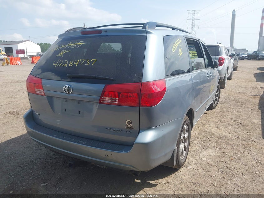 2004 Toyota Sienna Le