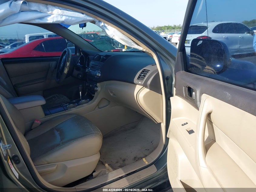 2010 TOYOTA HIGHLANDER VIN: 5TDZK3EH0AS002489