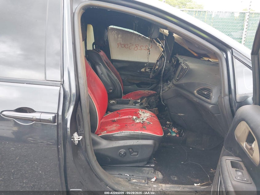 2020 CHRYSLER PACIFICA RED S EDITION - 2C4RC1GG1LR195995