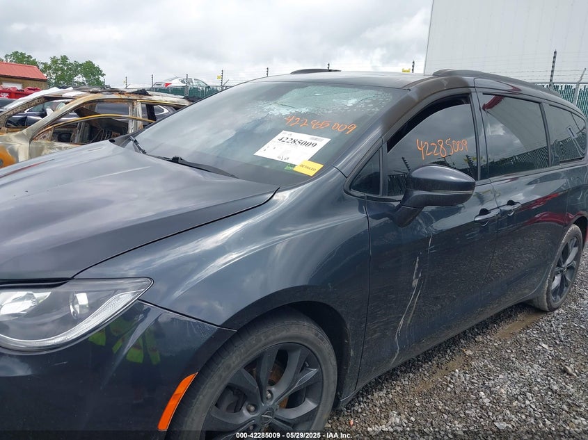 2020 CHRYSLER PACIFICA RED S EDITION - 2C4RC1GG1LR195995