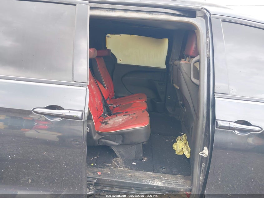 2020 CHRYSLER PACIFICA RED S EDITION - 2C4RC1GG1LR195995