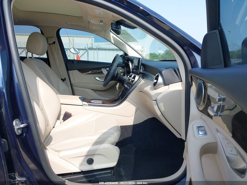 2021 MERCEDES-BENZ GLC 300 VIN: W1N0G8DB9MF880469