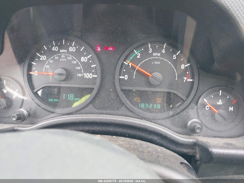 2008 JEEP WRANGLER / VIN: 1J4GA39178L570624