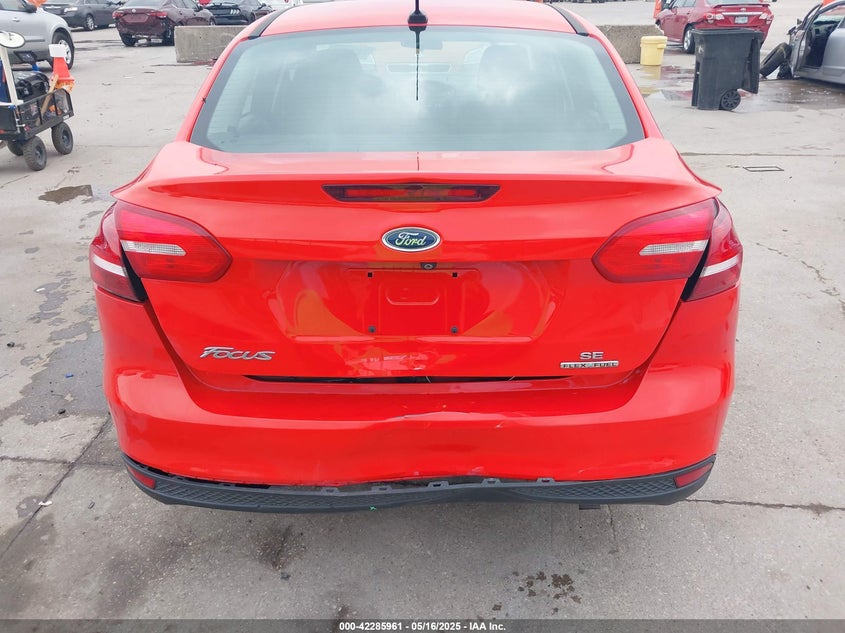 2015 FORD FOCUS SE - 1FADP3F25FL205673