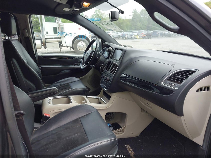 2017 DODGE GRAND CARAVAN SXT - 2C4RDGCG4HR842323