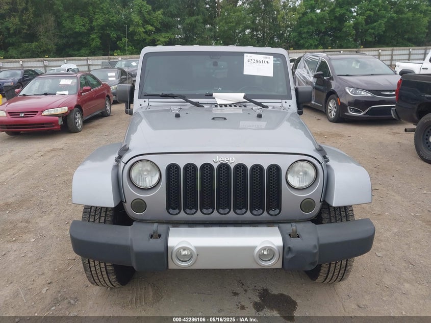 2013 JEEP WRANGLER UNLIMITED SAHARA - 1C4BJWEG5DL604517