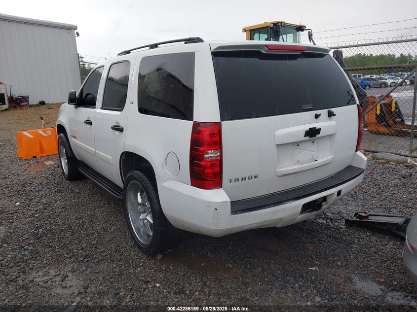 2008 CHEVROLET TAHOE VIN: 1GNFC13C18J127088