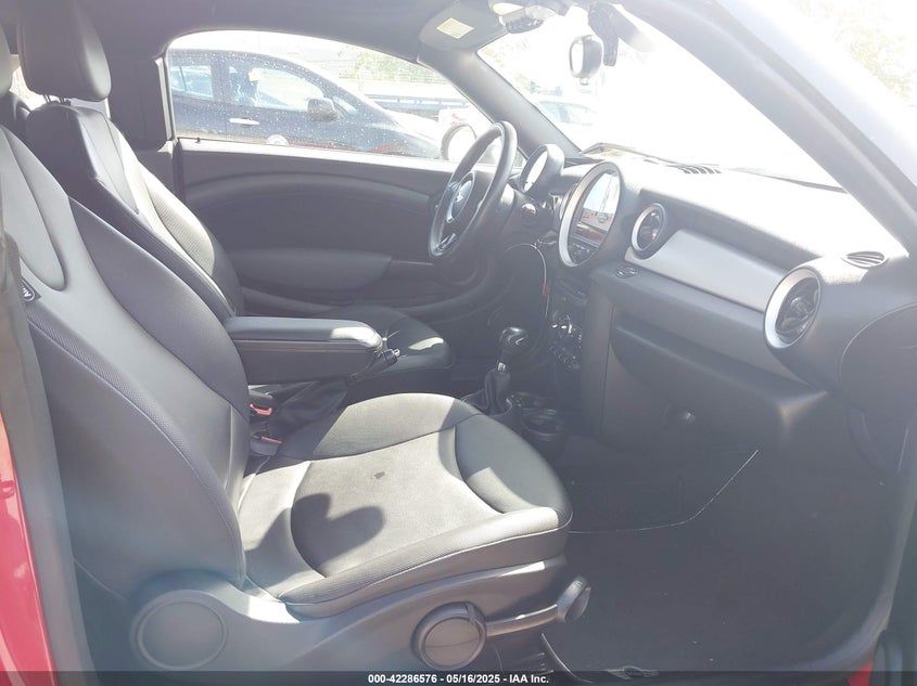 2012 MINI COOPER VIN: WMWSX1C56CT163981