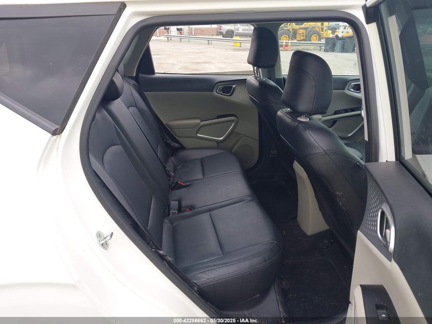 2020 KIA SOUL LX - KNDJ23AU5L7078464