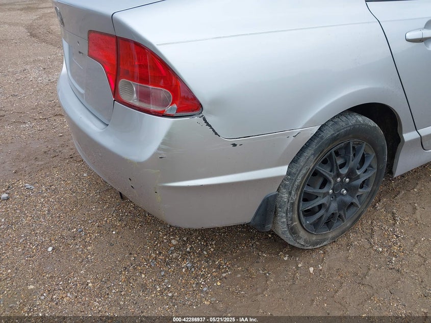 2007 Honda Civic Lx VIN: 2HGFA16527H307869 Lot: 42286937