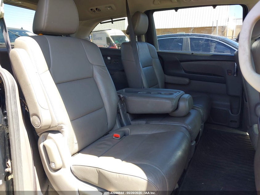 5FNRL5H93GB033570 2016 HONDA ODYSSEY photo no. 8